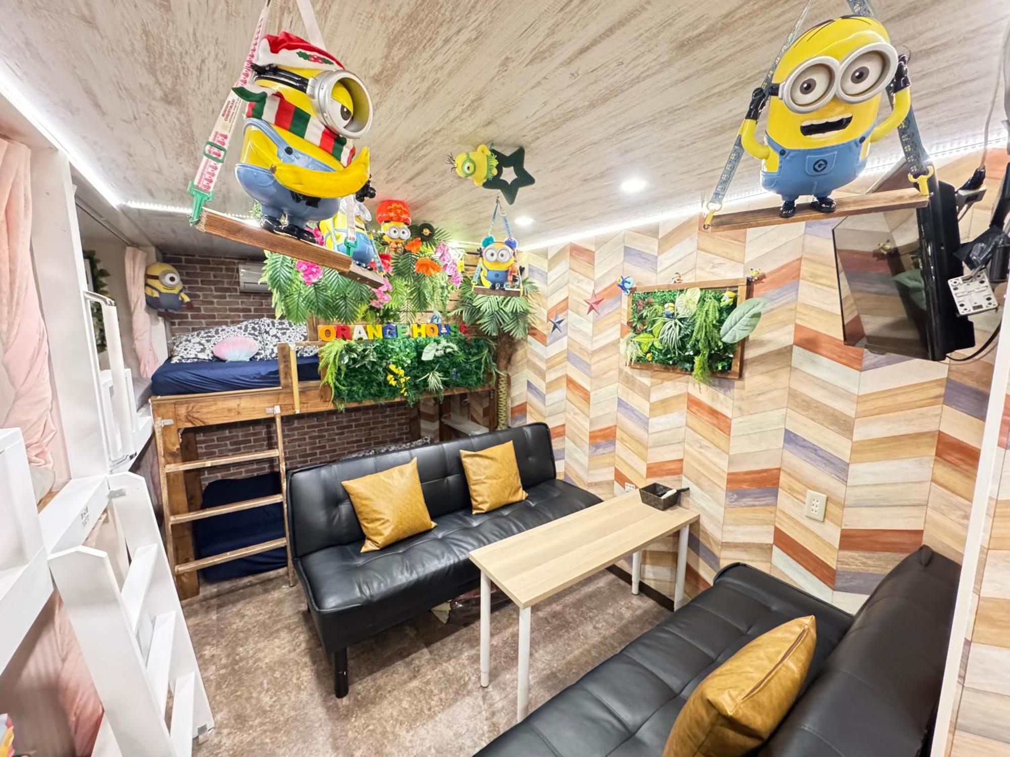 Orange House Jungle Fun Fun Apartment Osaka Exterior photo